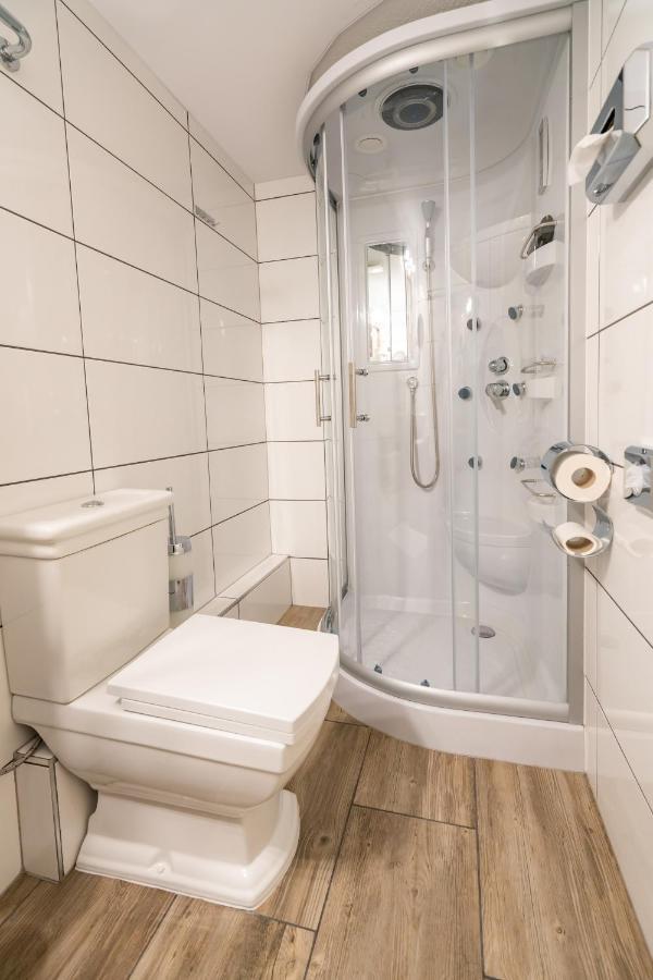 RISA Hotels, Landgasthaus Zum Kreuz - Self Check In Gaggenau Exterior foto